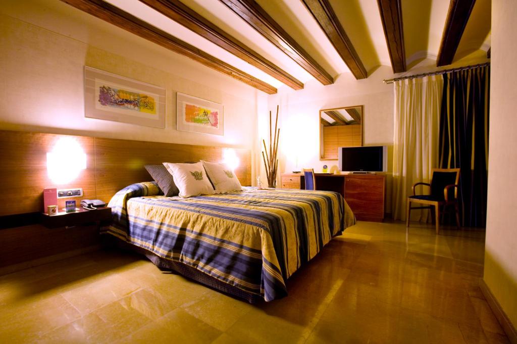 Hotel Sercotel Palacio de Tudemir